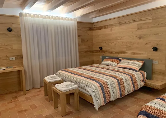 לינה וארוחת בוקר Borgo Cortivi ולדוביאדנה