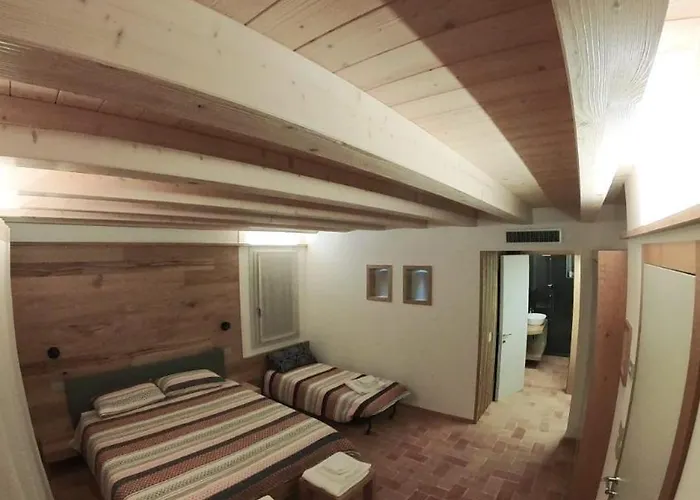 לינה וארוחת בוקר Borgo Cortivi ולדוביאדנה